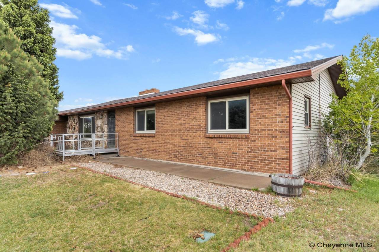 9001 Red Fox Rd - Photo 1