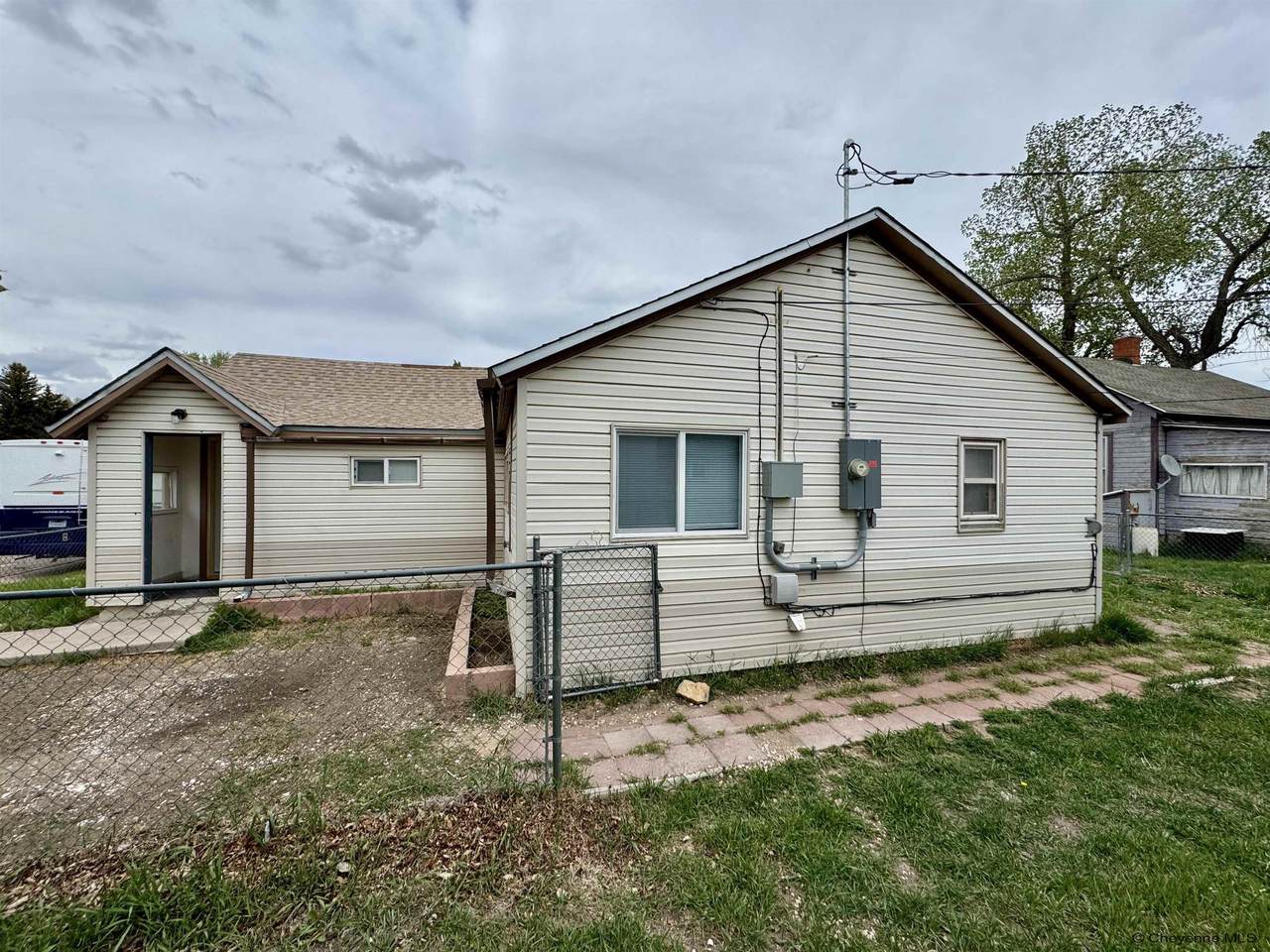 601 Spruce St - Photo 1