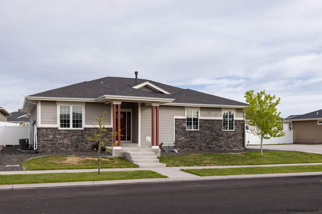 1328 Jack Ln - Photo 1