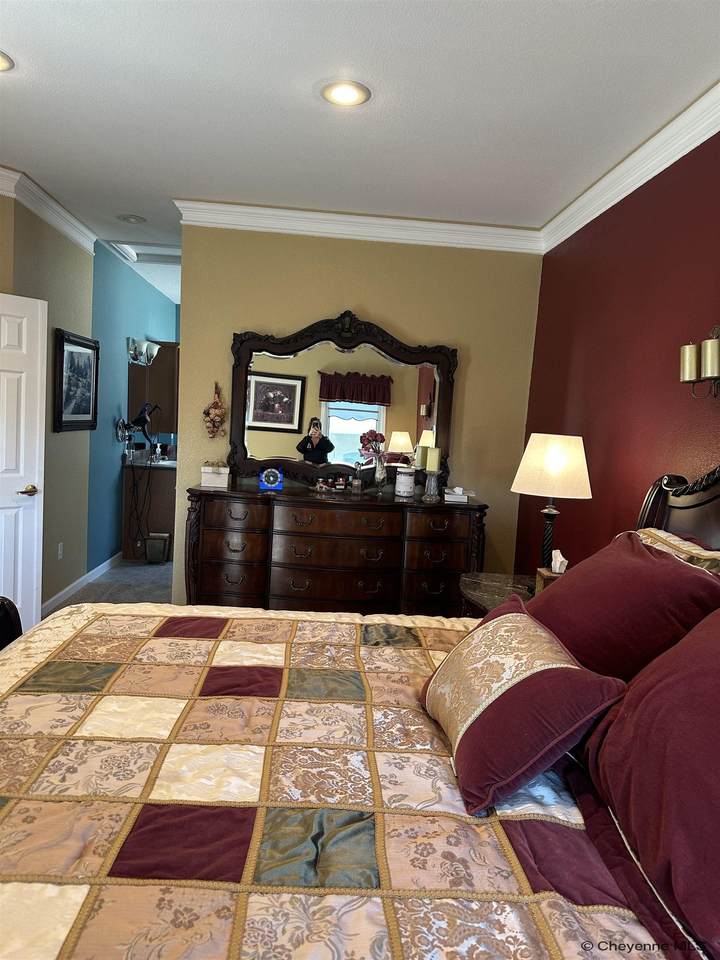 https://bt-photos.global.ssl.fastly.net/cheyenne/1280_boomver_1_100966-2.jpg
