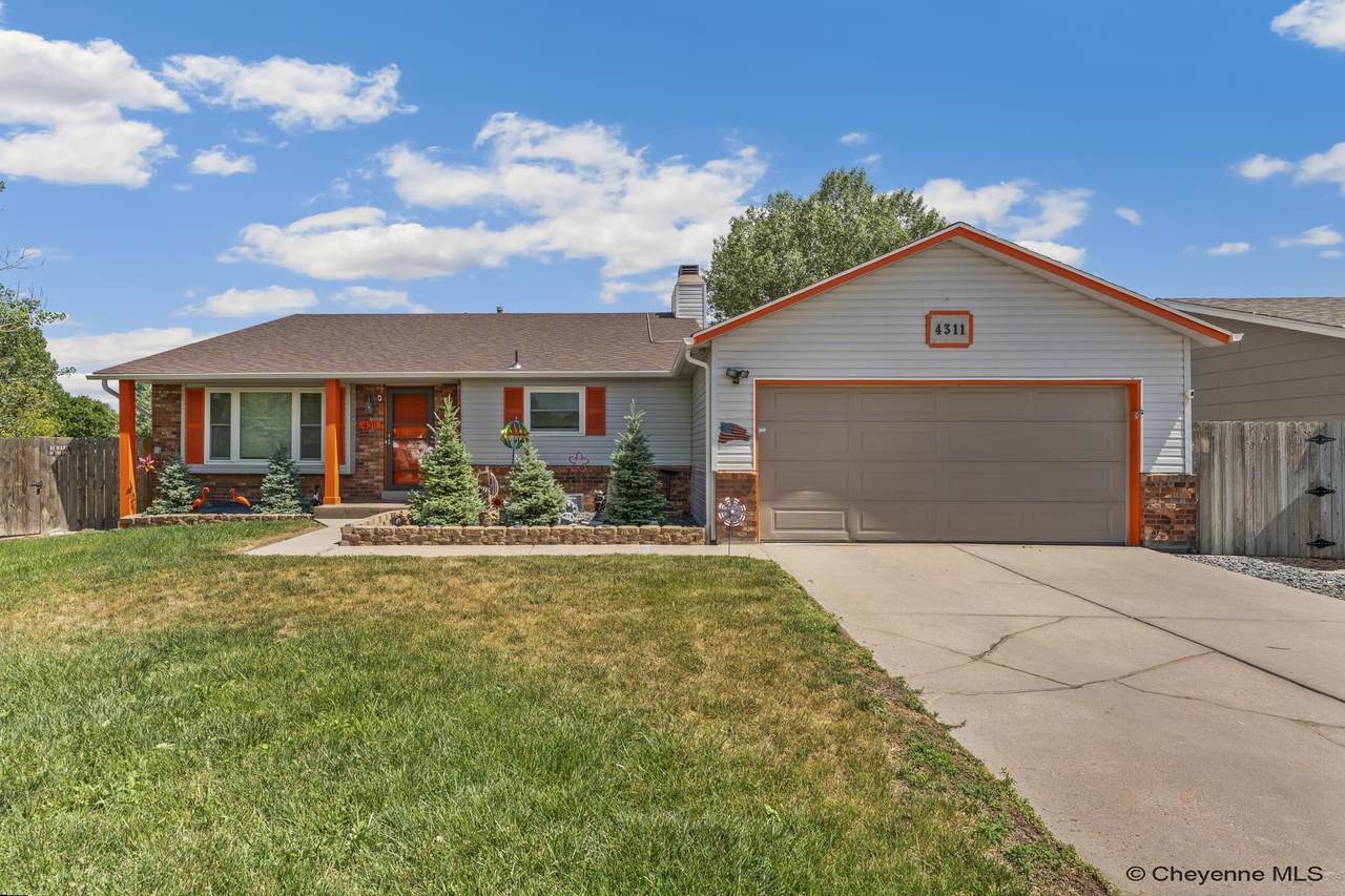 4311 Rose Ct - Photo 1