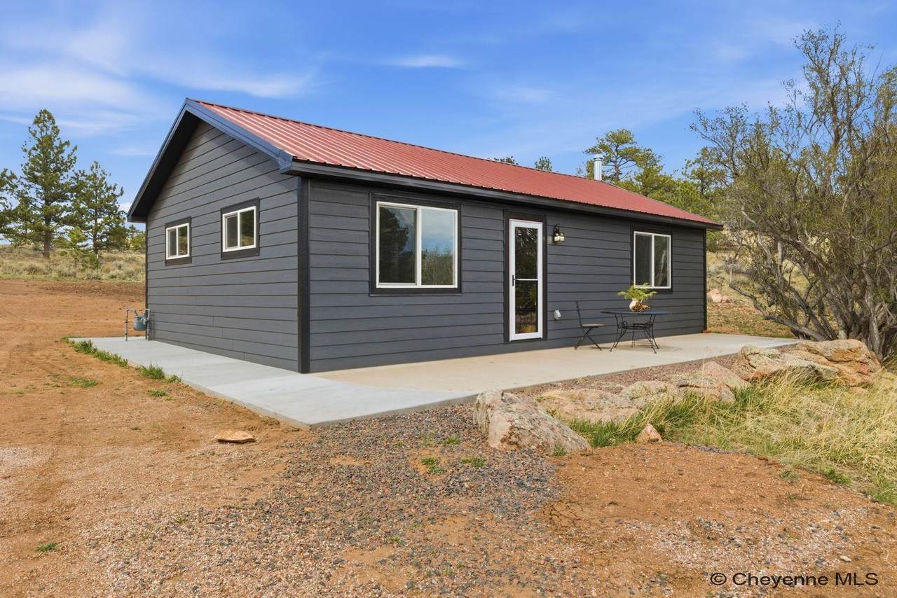 190 Remount Rd - Photo 1