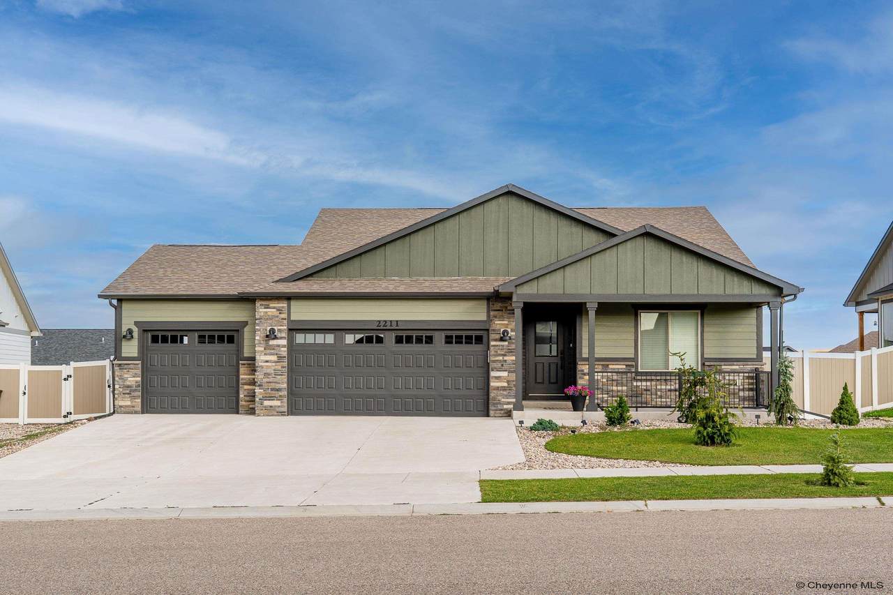 2211 Ledoux Dr - Photo 1