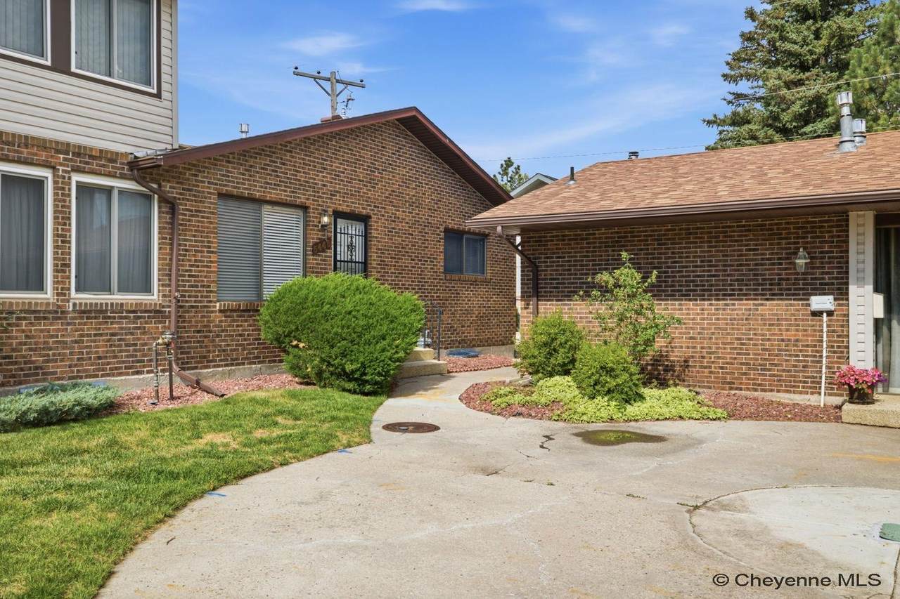 5448 Walker Rd - Photo 1