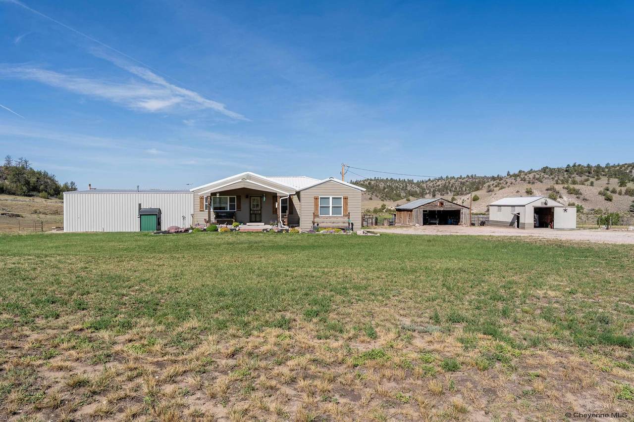 129 Pleasant Valley Rd - Photo 1