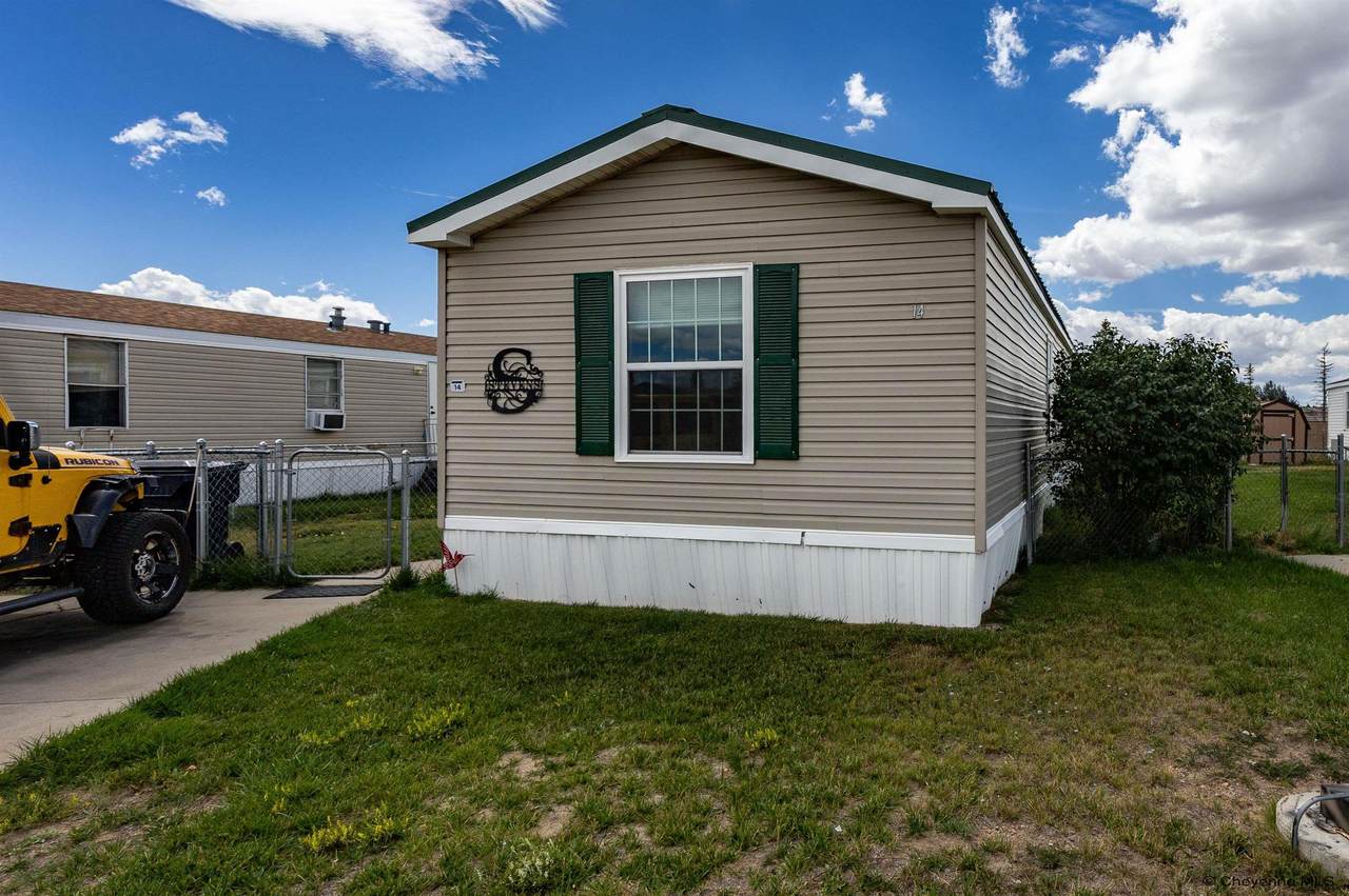 1272 Lyons - Photo 1