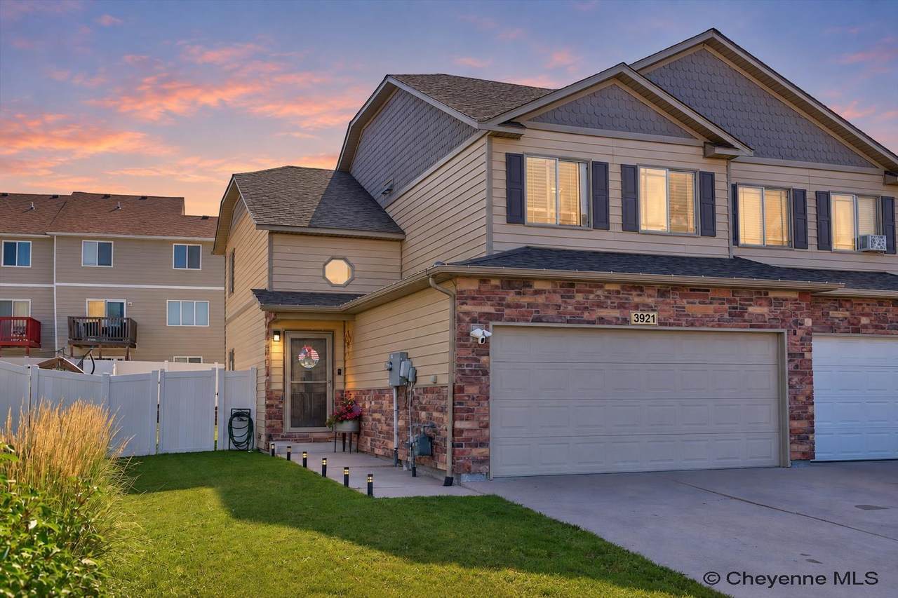 3921 Saddle Ridge Tr - Photo 1