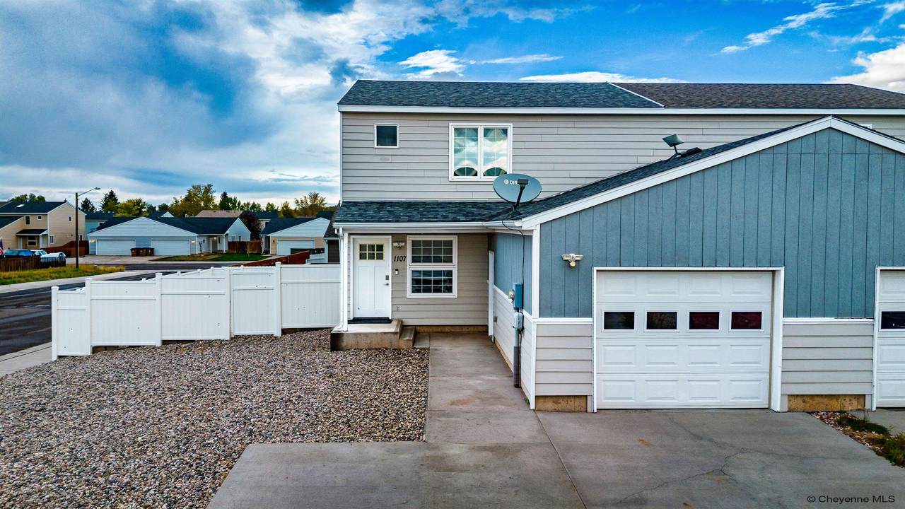 1107 Person St - Photo 1
