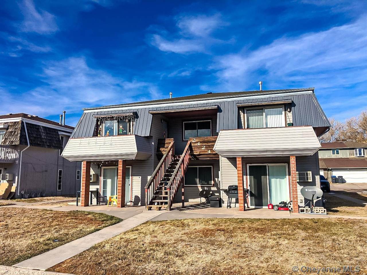 2424 Pattison Ave - Photo 1