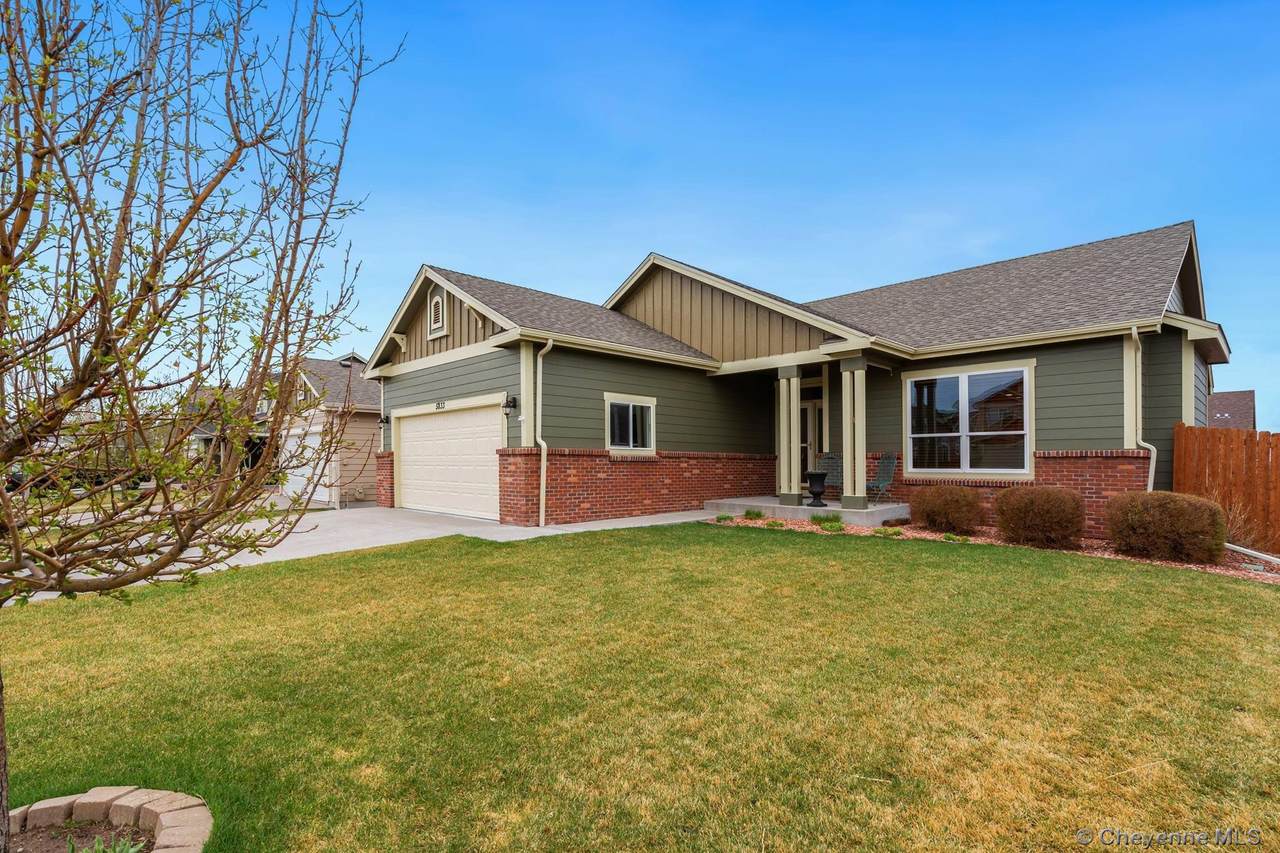 5833 Calumet Dr - Photo 1