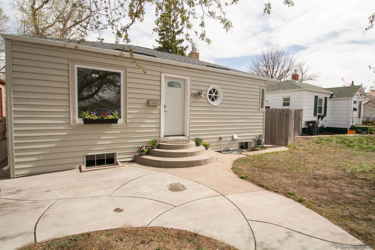 1215 22ND ST - Photo 1