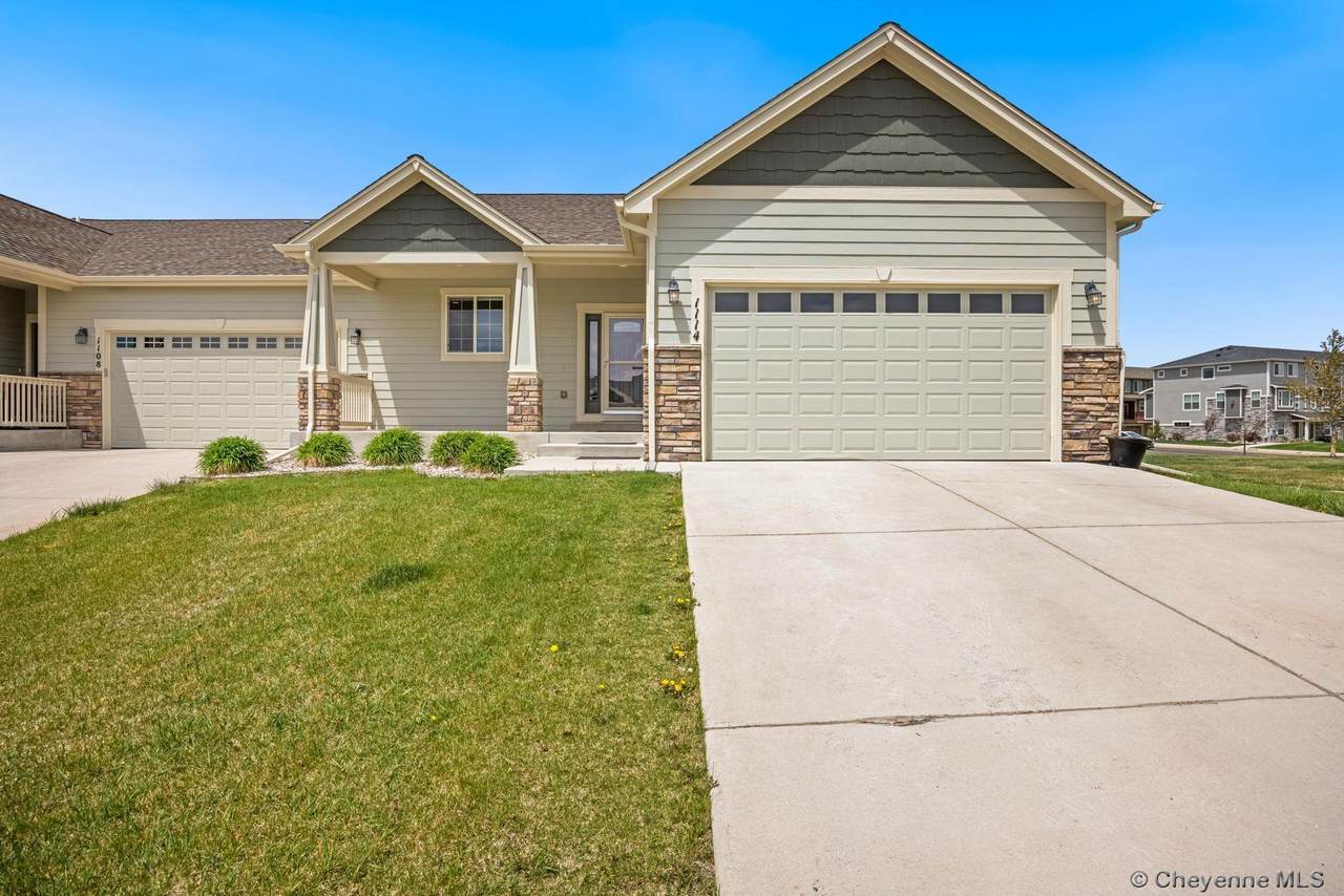 1114 Whitewater Ct - Photo 1