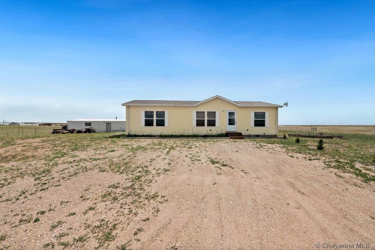 869 East Rd - Photo 1