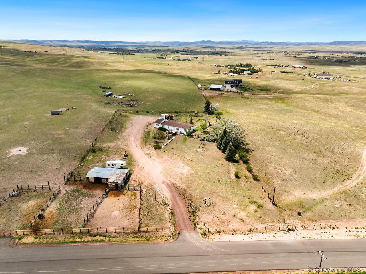 1044 Boundary Rd - Photo 1