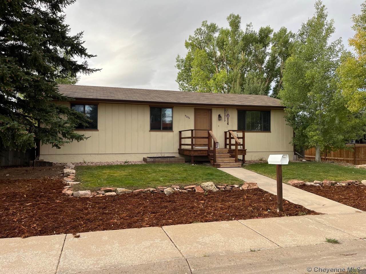 4206 Cheyenne Dr - Photo 1
