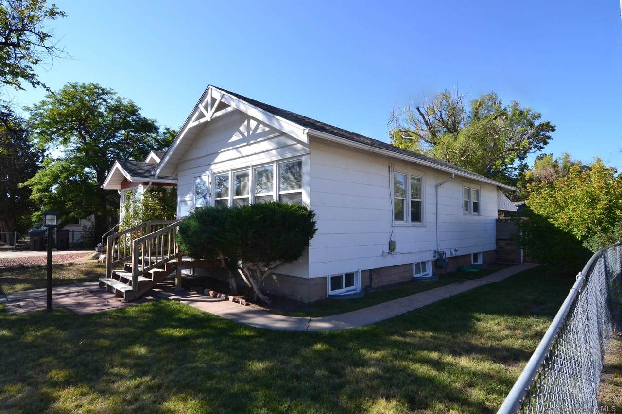 412 Seymour Ave - Photo 1