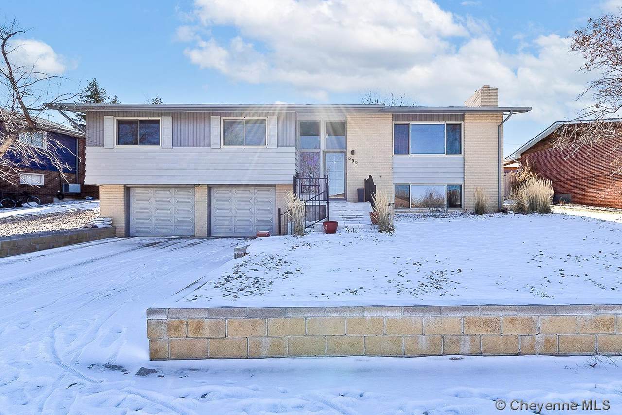 605 Harmony Ln - Photo 1
