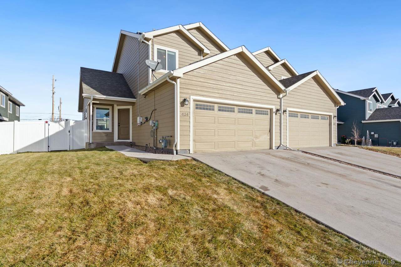 424 Westview Dr - Photo 1