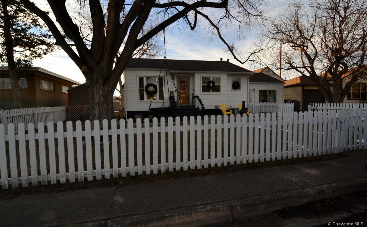 2508 Deming Blvd - Photo 1