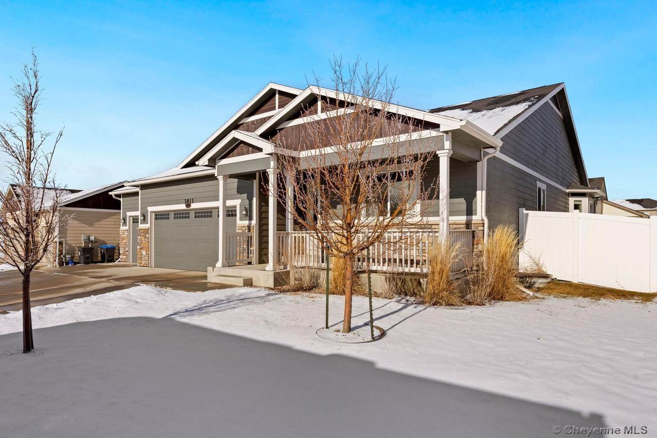 3811 Rustic Rd - Photo 1