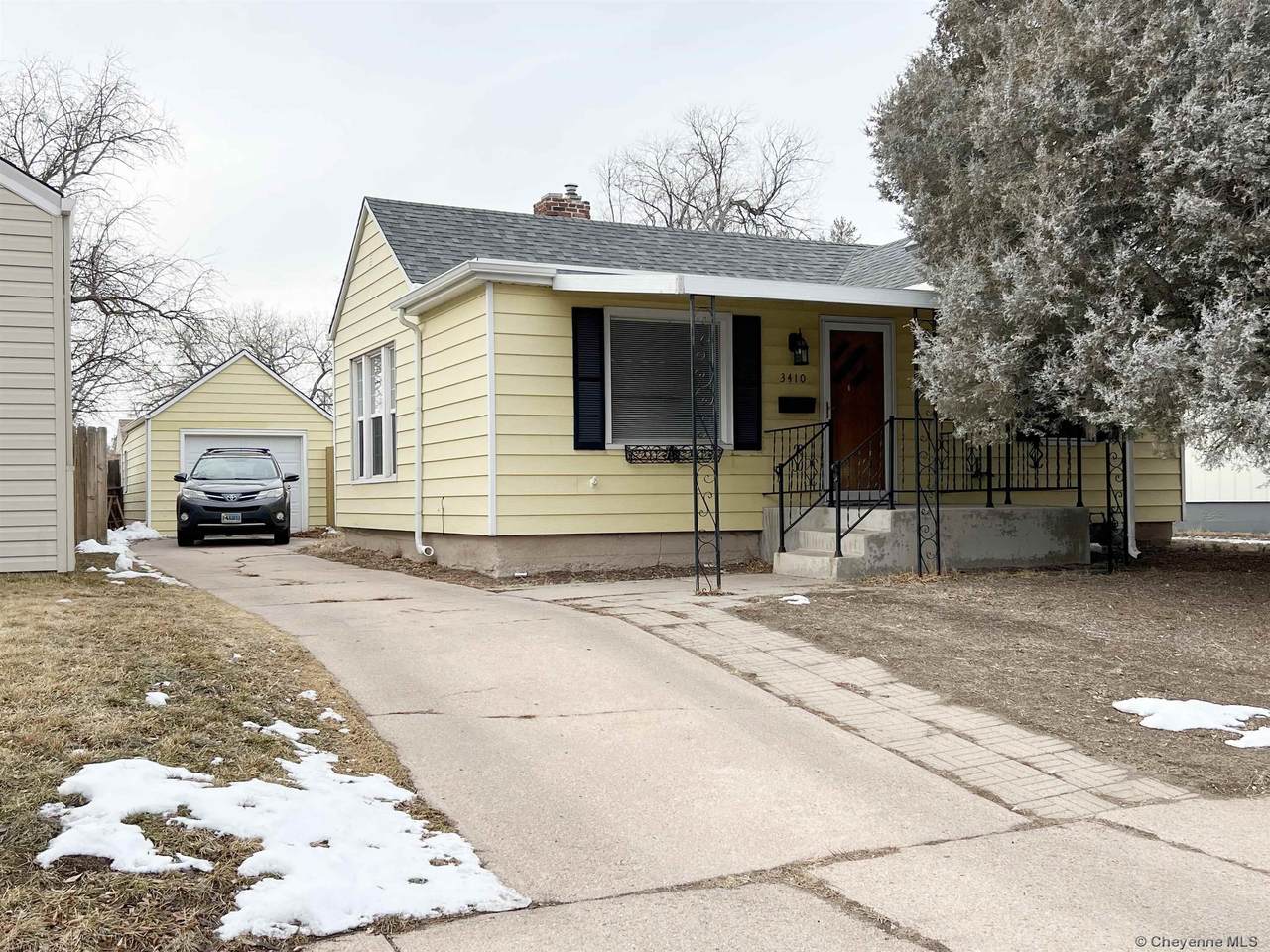 3410 Dey Ave - Photo 1