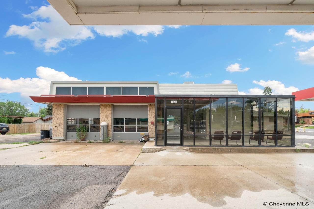 1822 Logan Ave - Photo 1