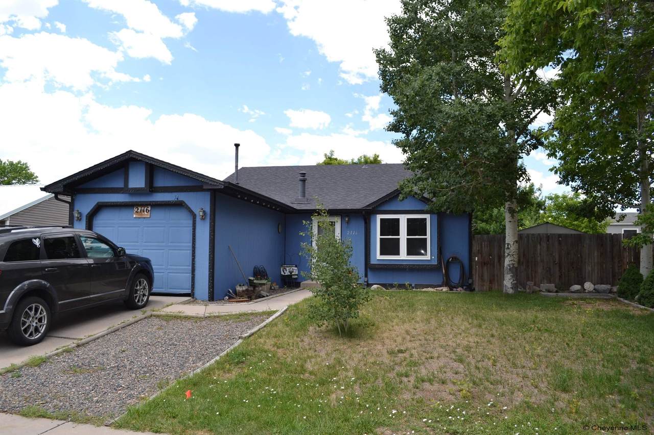 2116 Pine Ave - Photo 1
