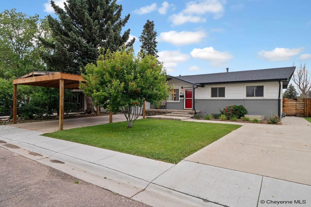 812 Maryland Ct - Photo 1