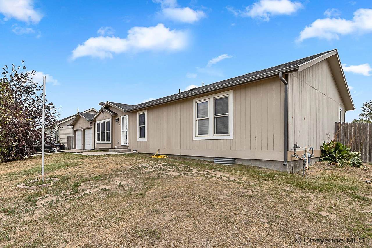 213 Abilene Loop - Photo 1