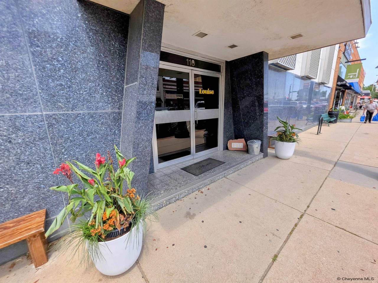 110 17TH ST - Photo 1