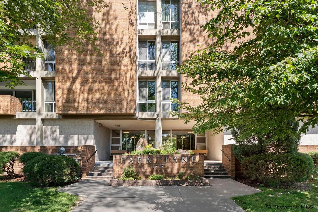 1717 Alexander Ave - Photo 1