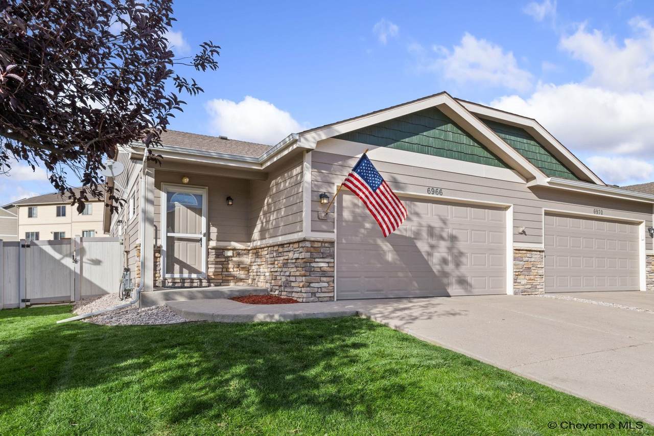 6966 Horse Soldier Rd - Photo 1