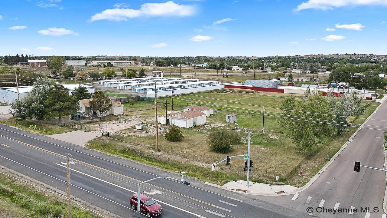 4904 Pershing Blvd - Photo 1