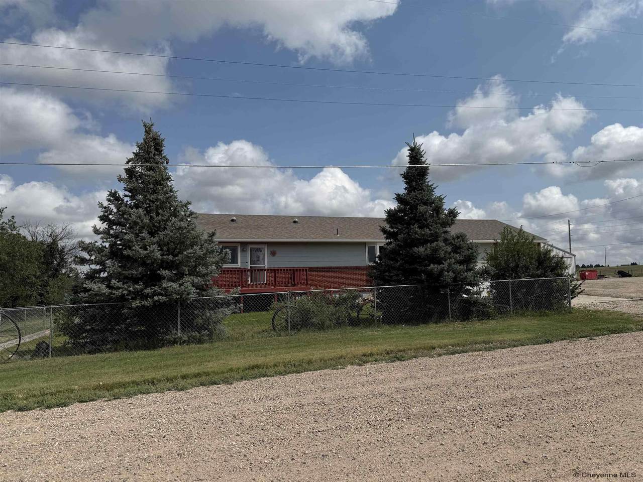 724 Powell Rd - Photo 1