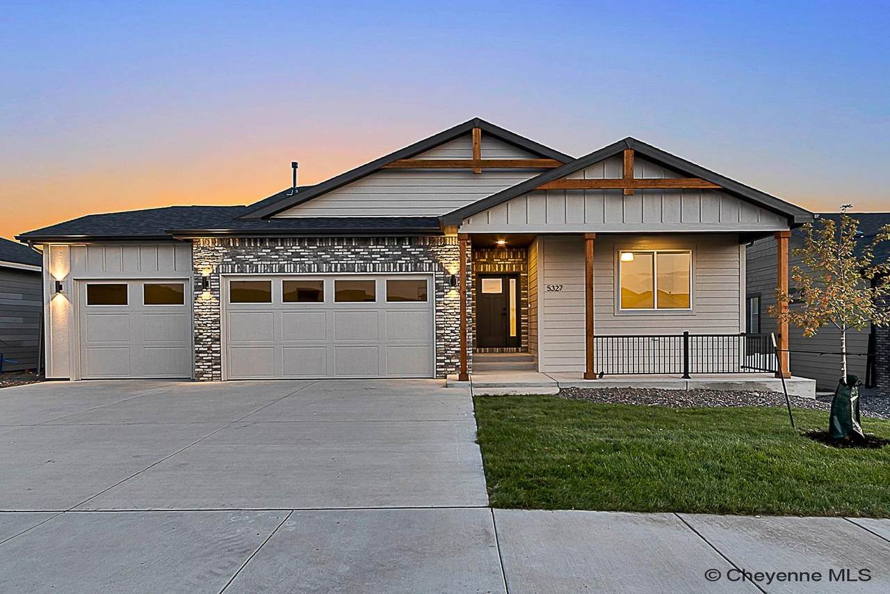 5327 Sullivan St - Photo 1