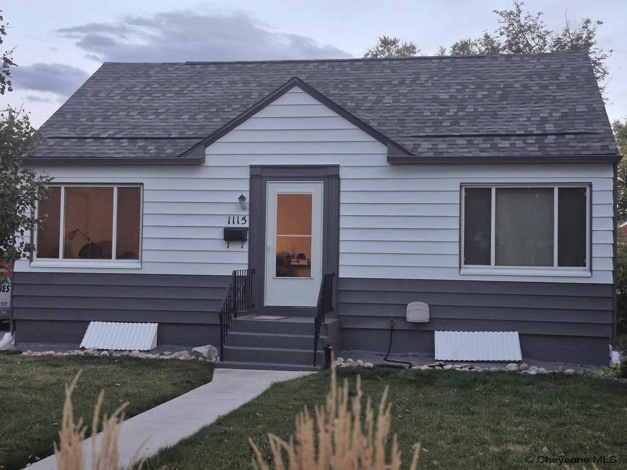 1115 23RD ST - Photo 1