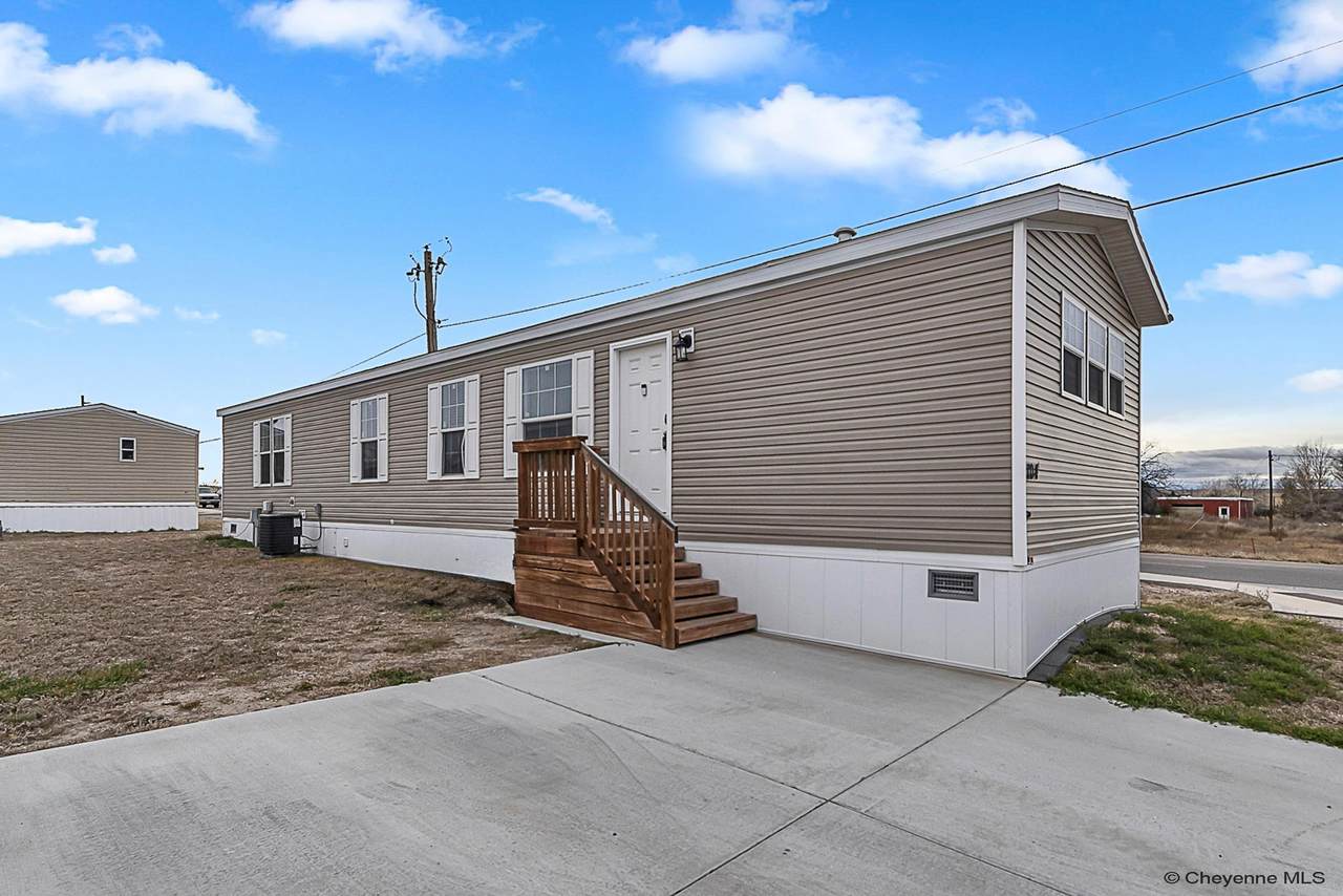 3400 Greeley Hwy - Photo 1