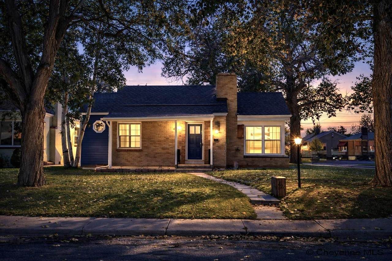 429 5TH AVE - Photo 1