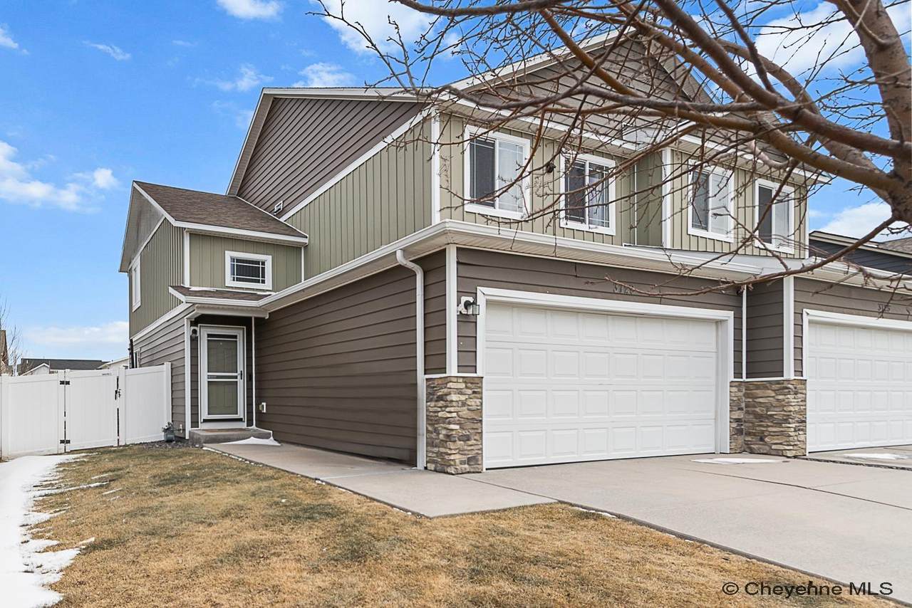 3729 Gunsmoke Rd - Photo 1