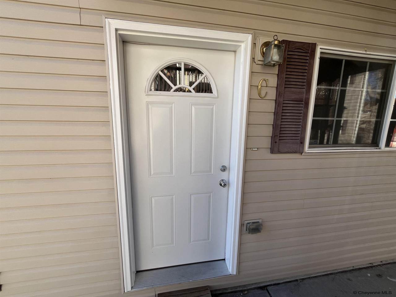 3824 Gregg Way - Photo 1