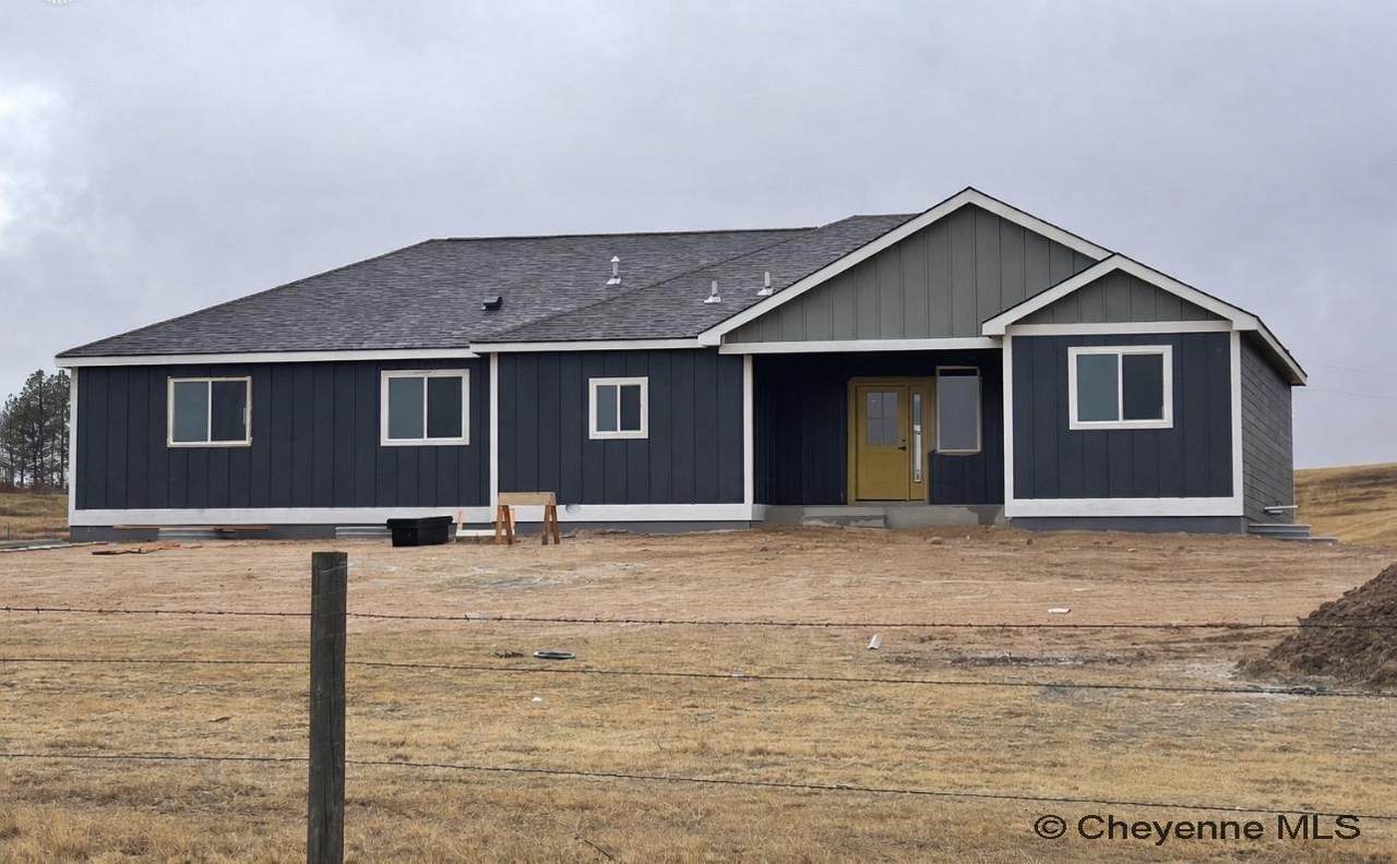 6109 Crazy Horse Rd - Photo 1