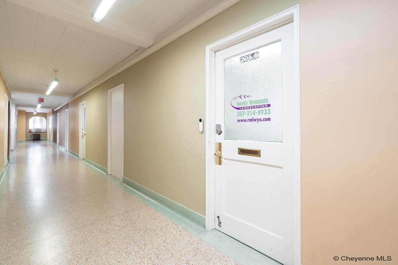 1902 Thomes Ave - Photo 1