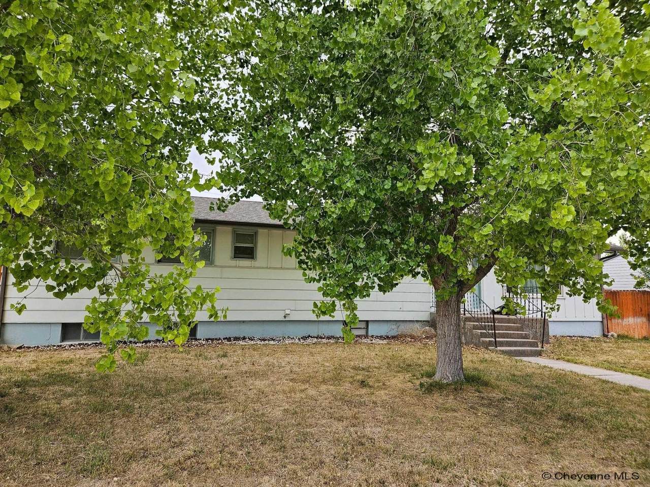 650 Simkins Ave - Photo 1