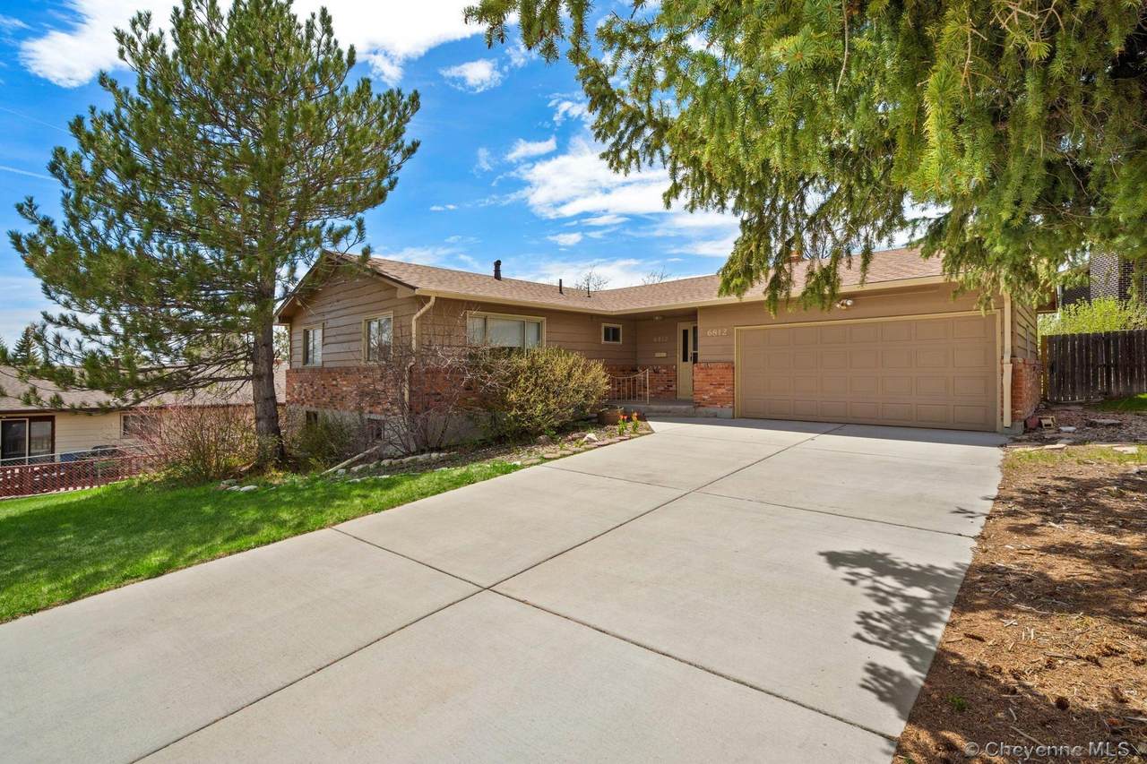 6812 Moreland Ave - Photo 1