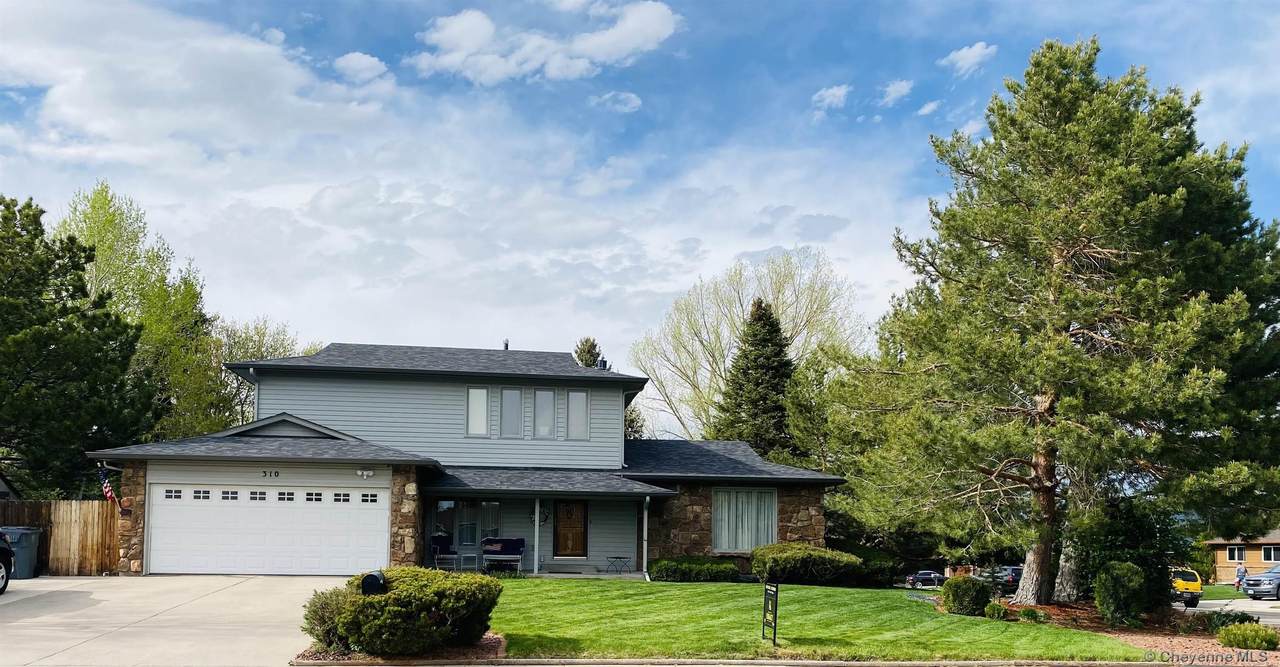 310 Gardenia Dr - Photo 1