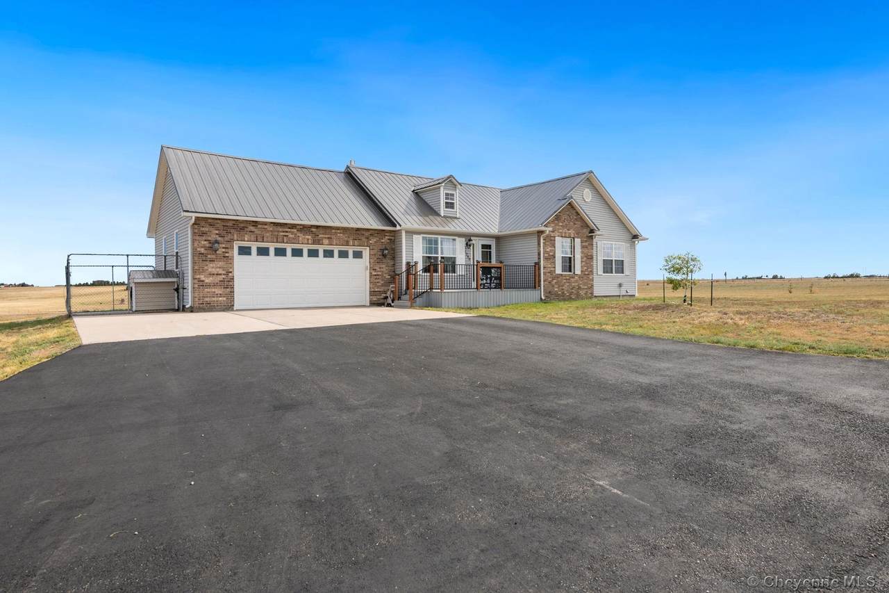 1285 War Admiral Rd - Photo 1