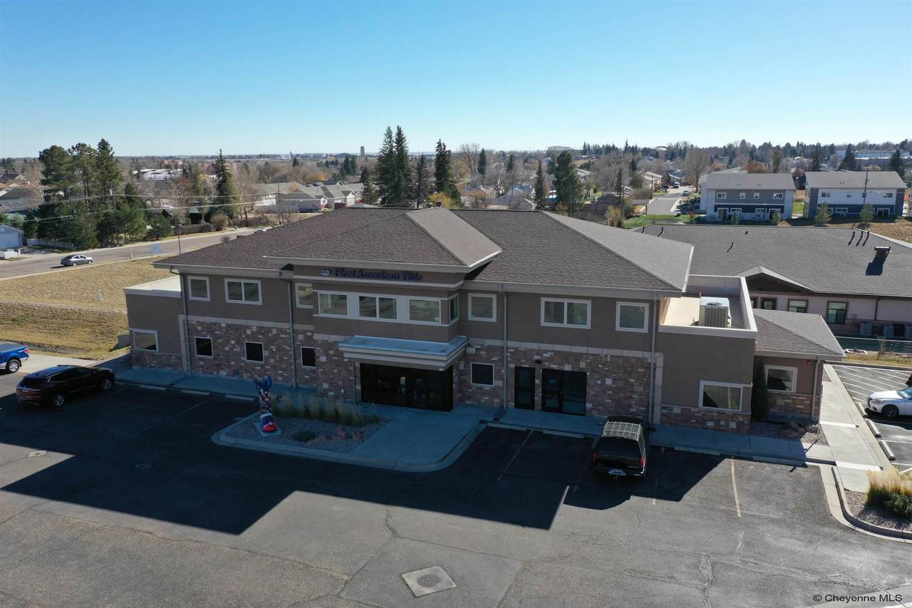 245 Storey Blvd - Photo 1