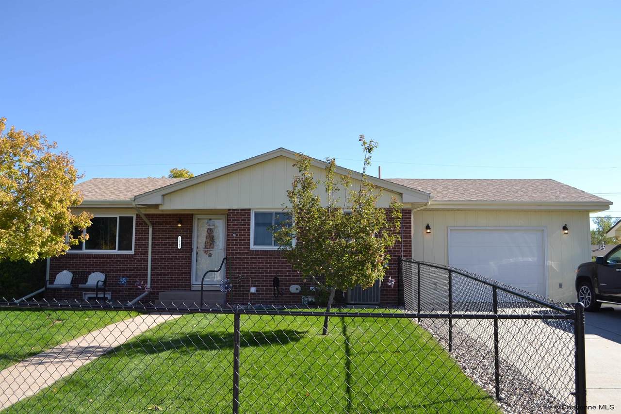 5021 Sagebrush Ave - Photo 1