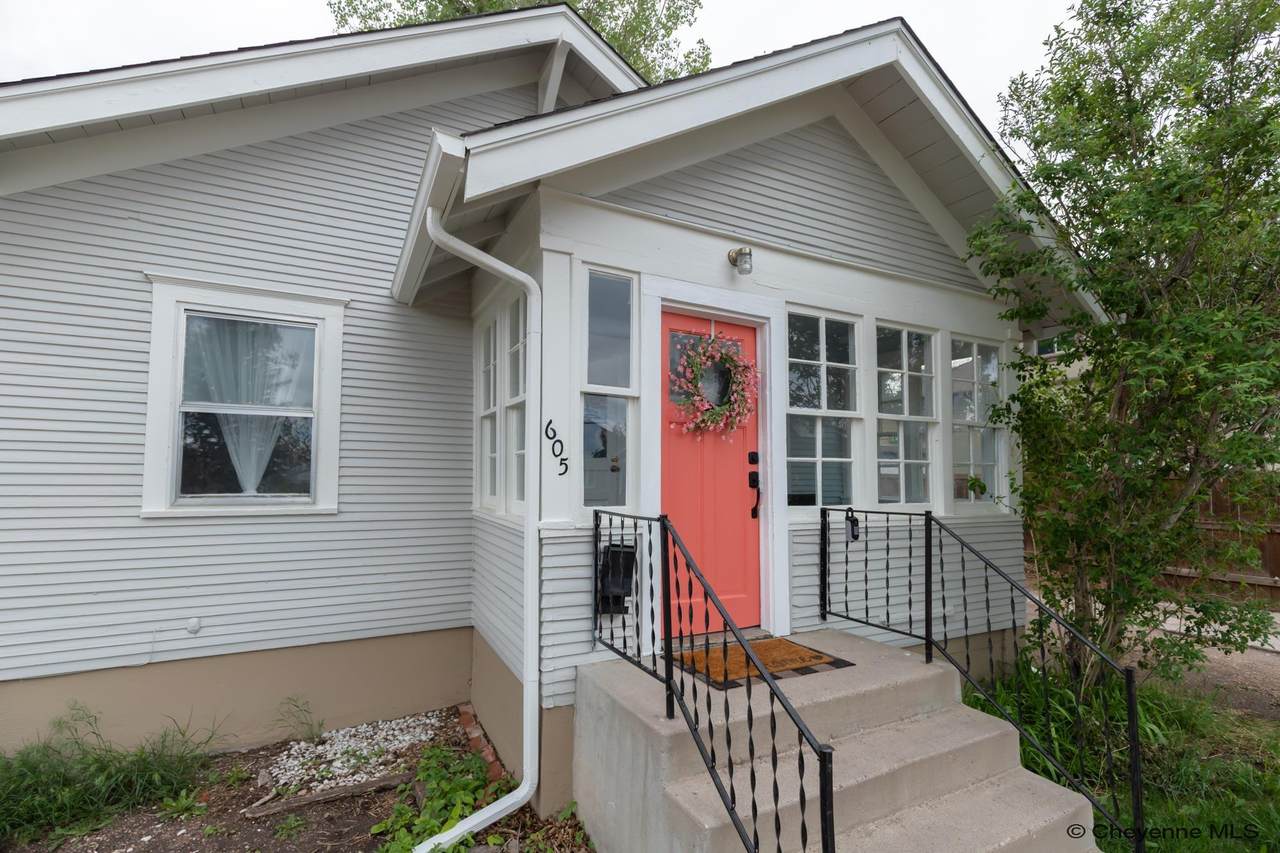 605 23RD ST - Photo 1