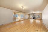 107 Lincoln Ave - Photo 2